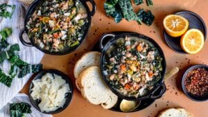 Spiced black bean & chicken soup with kale